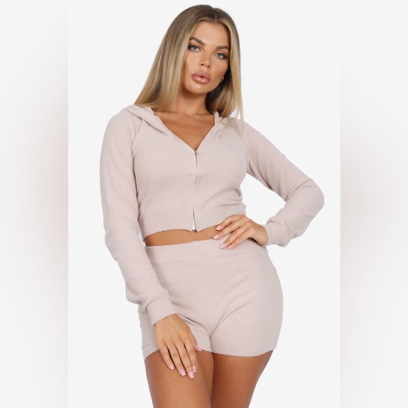 LARISA FUZZY CROP HOODIE SHORTS LOUNGE - Picture 1 of 3